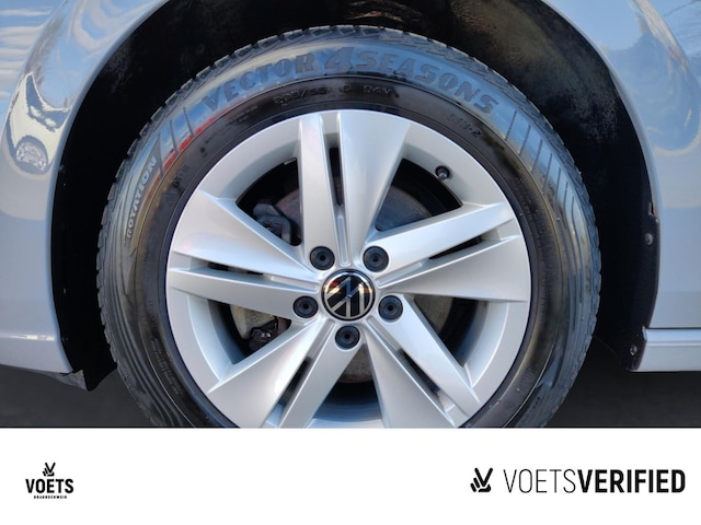 Volkswagen Golf 1.5 eTSI DSG Golf VIII Life