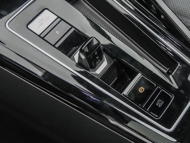 Volkswagen Golf 2.0 TSI 4Motion DSG Golf VIII