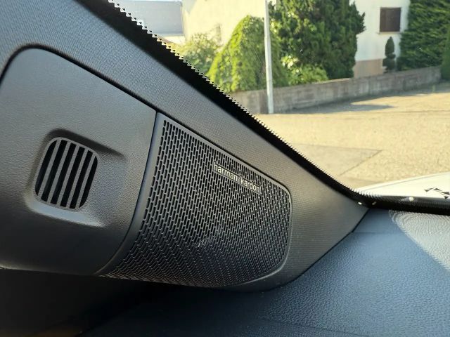 Renault 5 Comfort E-Tech Iconic R5