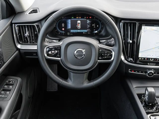 Volvo V60 Cross Country AWD Plus