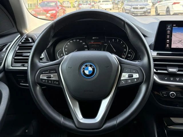 BMW X3 0e Sports.SurView Live-Navi HiFi DAB Park+