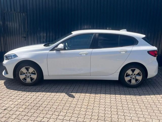 BMW 116 116i 5-deurs Sedan