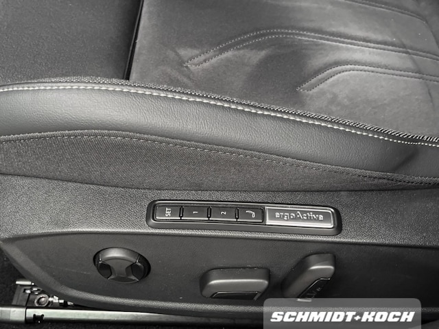 Volkswagen Golf 2.0 TDI DSG Style