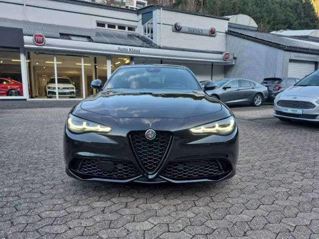 Alfa Romeo Giulia Q4