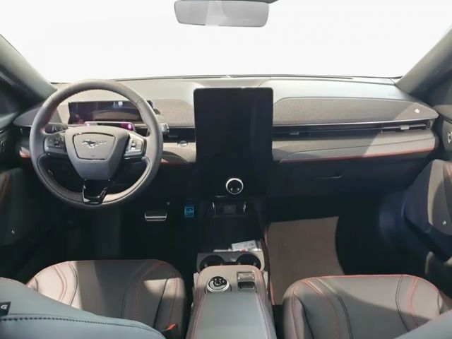 Ford Mustang Mach-E AWD Premium