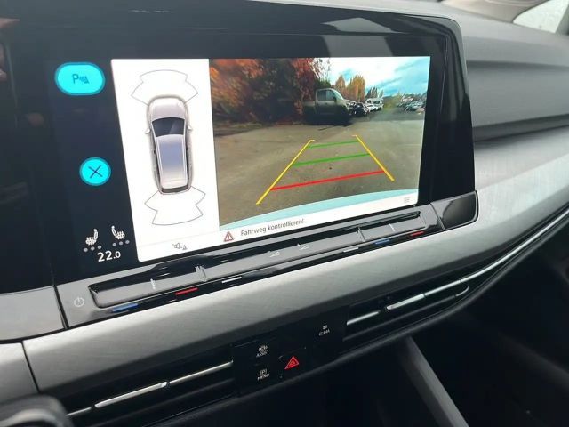 Volkswagen Golf 1.5 TSI Life Variant