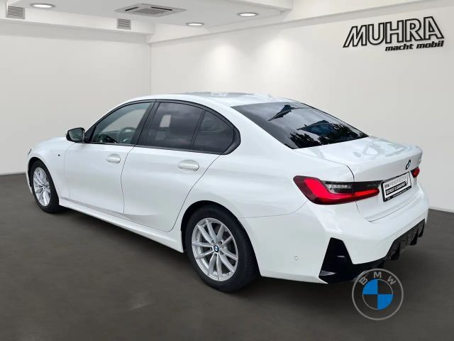 BMW 320 320d M-Sport Sedan