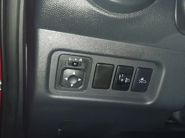 Mitsubishi Space Star Invite Star