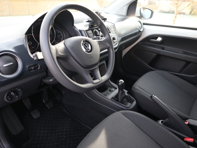 Volkswagen up! Move Move up!