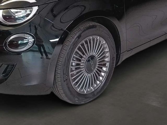 Fiat 500e Neuer 500 Rückfahrkamera Sitzheizung CarPlay PDC