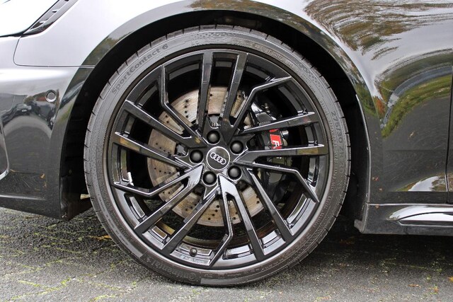 Audi RS4 Avant Quattro