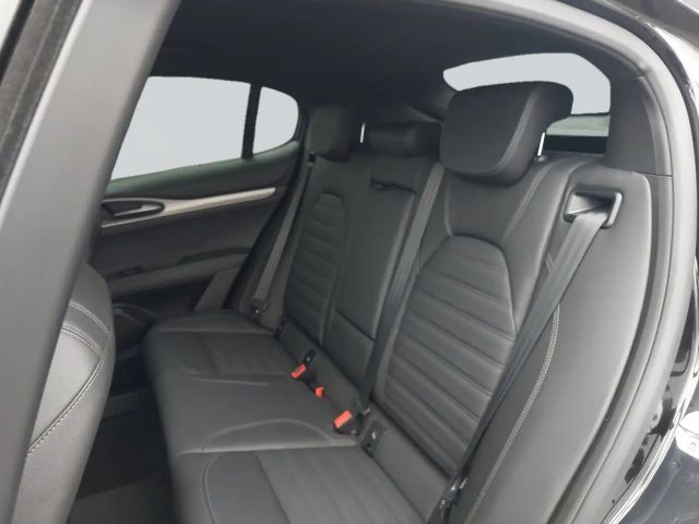 Alfa Romeo Stelvio AT8 Q4 Veloce