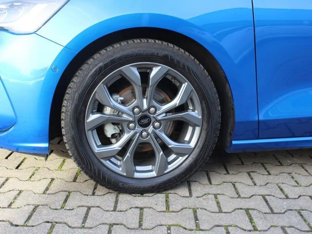 Ford Focus EcoBoost ST Line