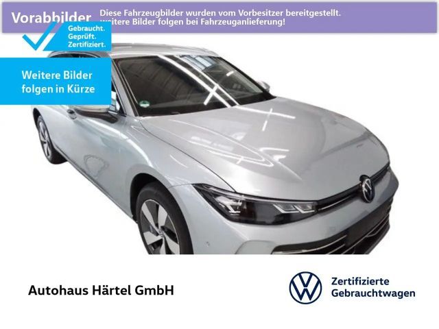 Volkswagen Passat 1.5 eTSI Business DSG Variant