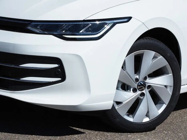 Volkswagen Golf 1.5 eTSI DSG Golf VIII Variant