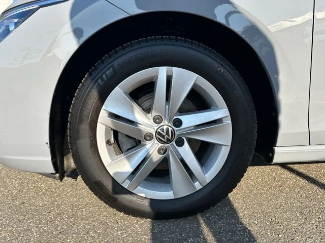 Volkswagen Golf 1.5 TSI Life