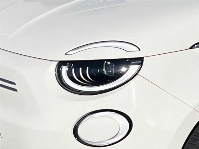 Fiat 500e 42 kWh La Prima