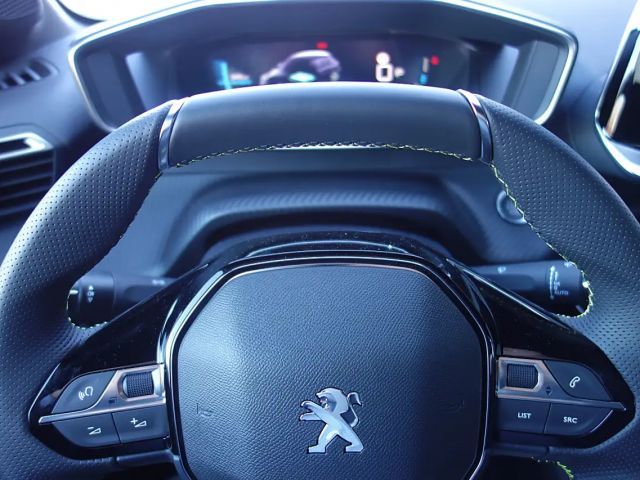 Peugeot E-208 GT-Line