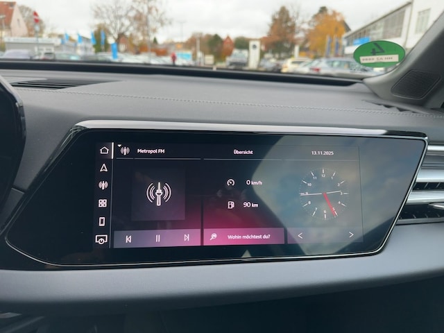 Audi A6 Avant Quattro S-Tronic