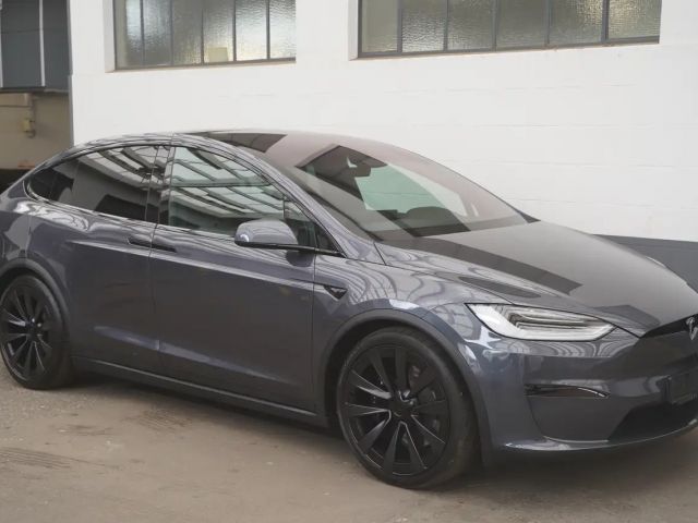 Tesla Model X AWD