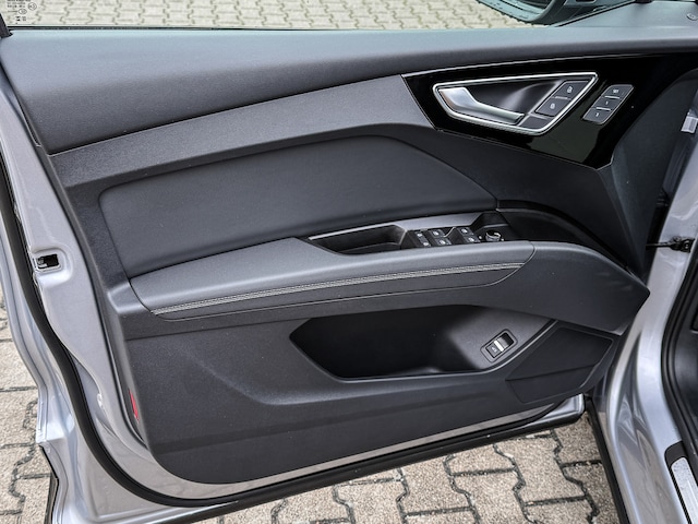 Audi Q4 e-tron SUV 45 e-tron Audi Q4 e-tron