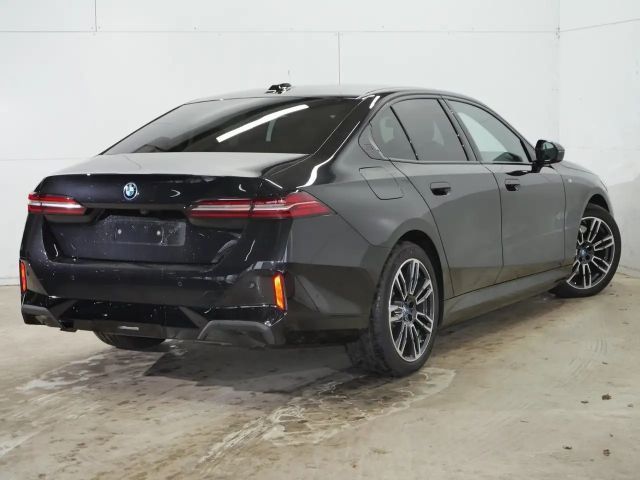 BMW 550 M-Sport Sedan xDrive