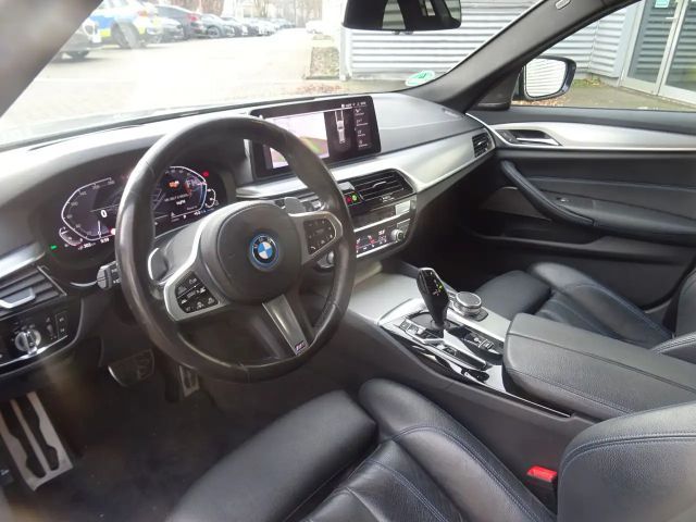 BMW 530 530e M-Sport Touring xDrive