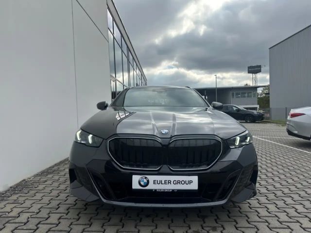 BMW 540 540d M-Sport Touring xDrive