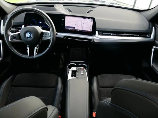 BMW iX1 Drive pro M-Sport xDrive30