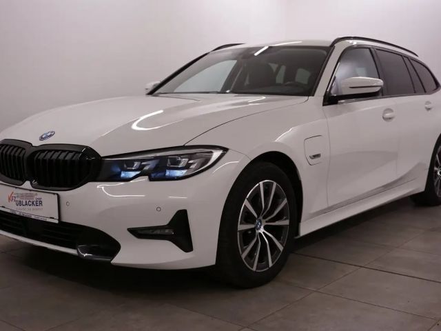 BMW 320 320e Sport Line
