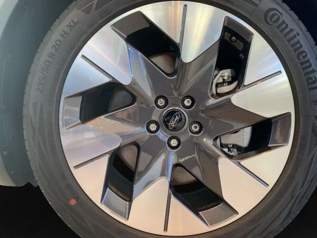 Ford Explorer Extended range RWD