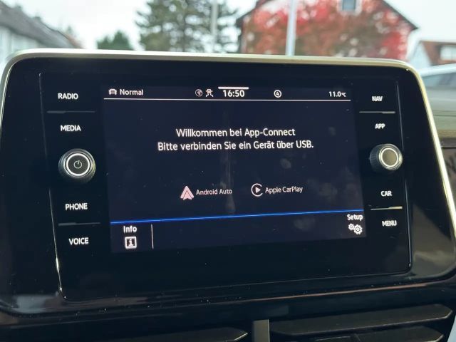 Volkswagen T-Roc 1.5 TSI DSG IQ.Drive R-Line