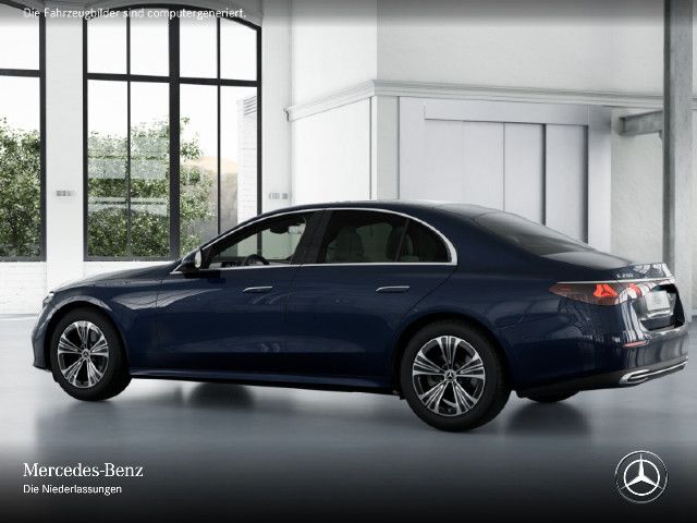 Mercedes-Benz E 200 Sedan