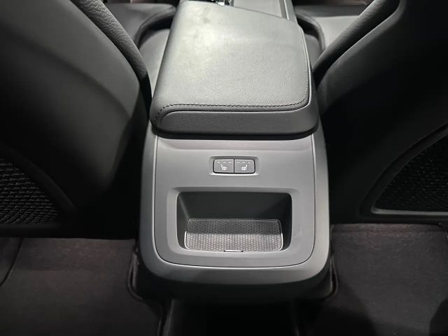 Volvo XC60 AWD Business Dark Plus