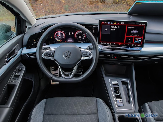 Volkswagen Golf 1.5 eTSI DSG