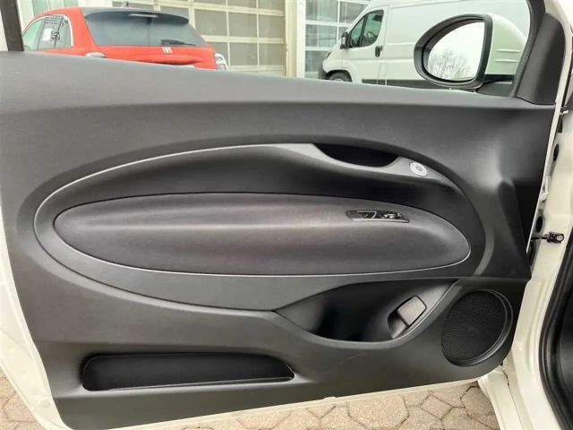 Fiat 500e 3+1 118PS Sitzheizung PDC Klimaautomatik