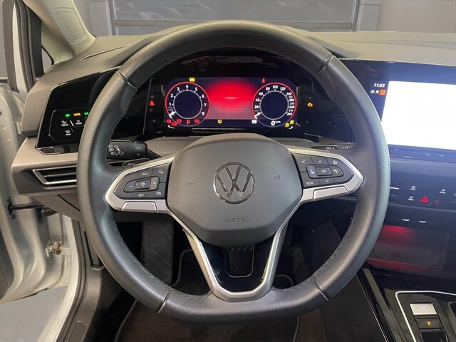 Volkswagen Golf 1.5 eTSI Golf VIII