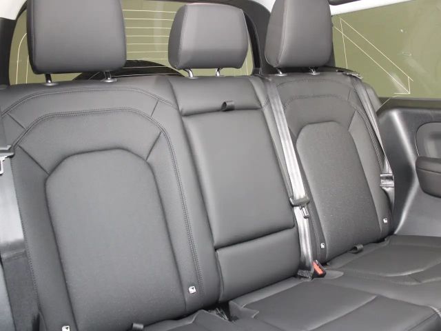 Land Rover Defender 3.0 90 D200 MHEV S