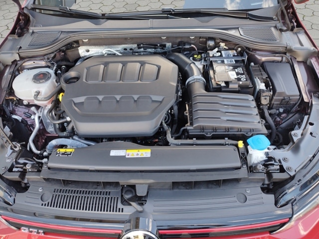 Volkswagen Golf 2.0 TSI DSG Golf VIII