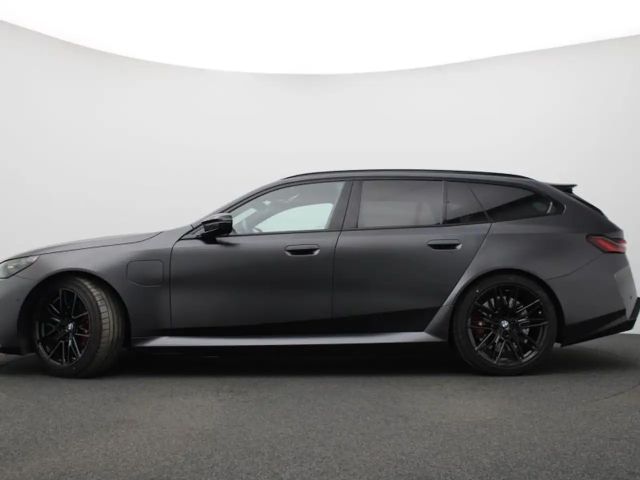 BMW M5 FROZEN DEEP GREY - BOWERS & WI