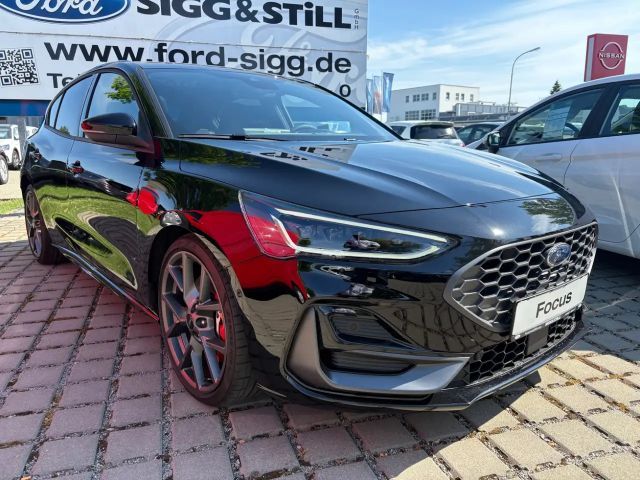 Ford Focus ST Line