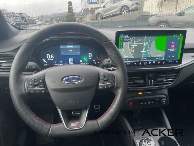 Ford Focus ST Line Wagon