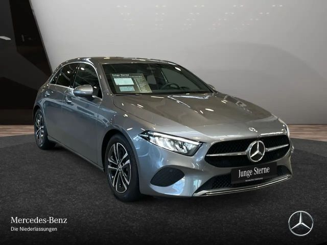 Mercedes-Benz A 220 4MATIC Progressive