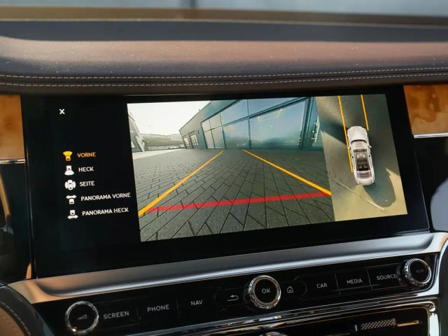 Bentley Flying Spur V8