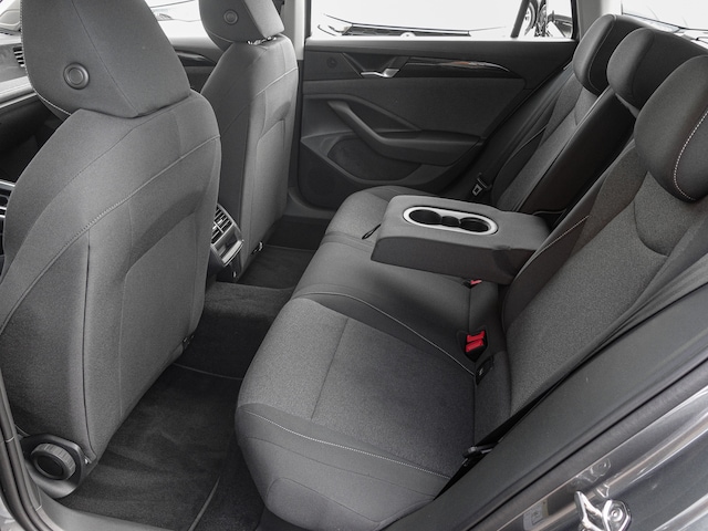 Volkswagen Passat 1.5 eTSI DSG