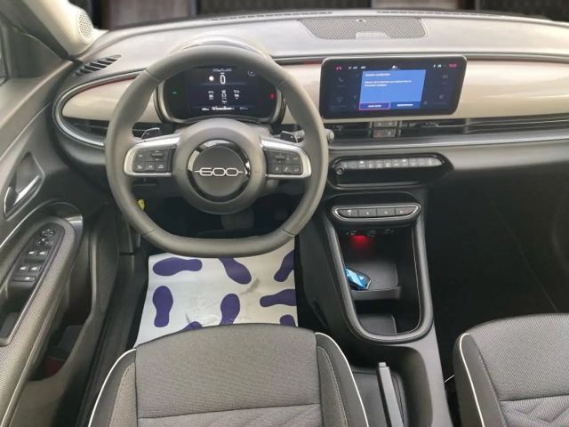 Fiat 600e Hybrid 100 6-Gang eDCT