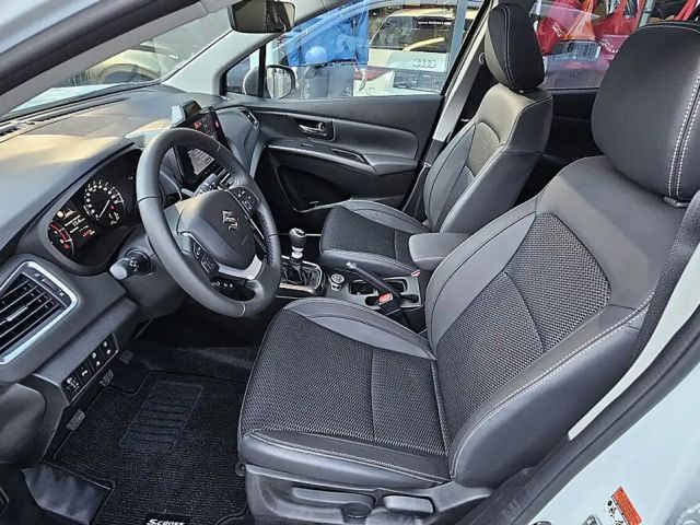 Suzuki S-Cross AllGrip Flash Hybrid