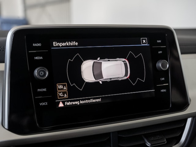 Volkswagen T-Roc 1.0 l TSI ACC FLA KlimaA Navi SHZ LM