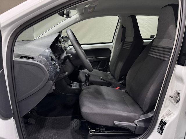 Volkswagen up! Move Move up!