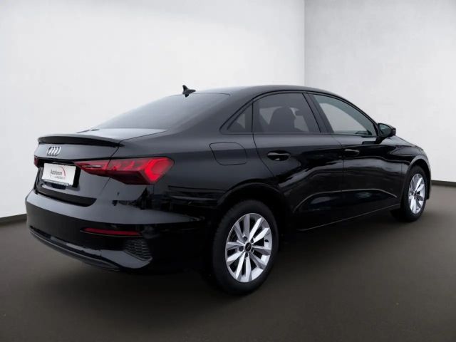 Audi A3 30 TDI Sedan